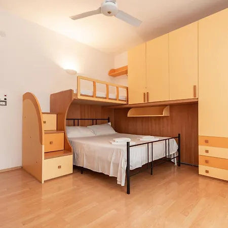 Relax And Comfort With Spacious Terrace In Apartment