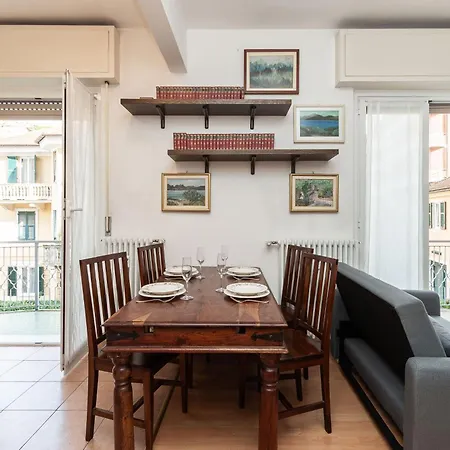 Relax And Comfort With Spacious Terrace In Apartment *